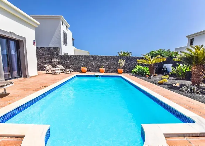 216 - Helena By Now Ltd * Playa Blanca